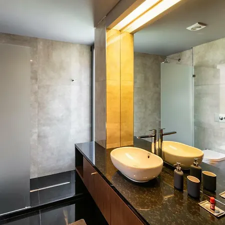 Luxuosa Moradia V4, Cond. L'orangerie, Vilamoura 빌라 쿼테이라