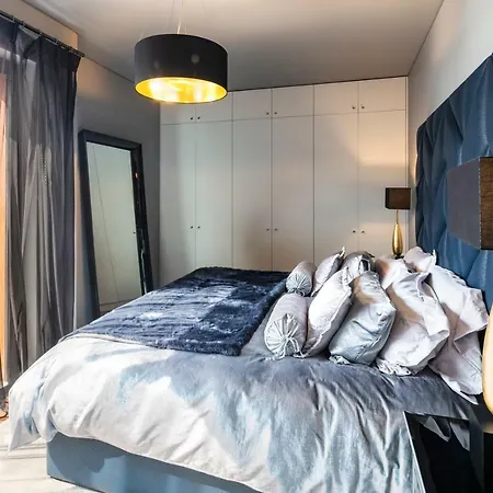 Βίλα Luxuosa Moradia V4, Cond. L'orangerie, Vilamoura *